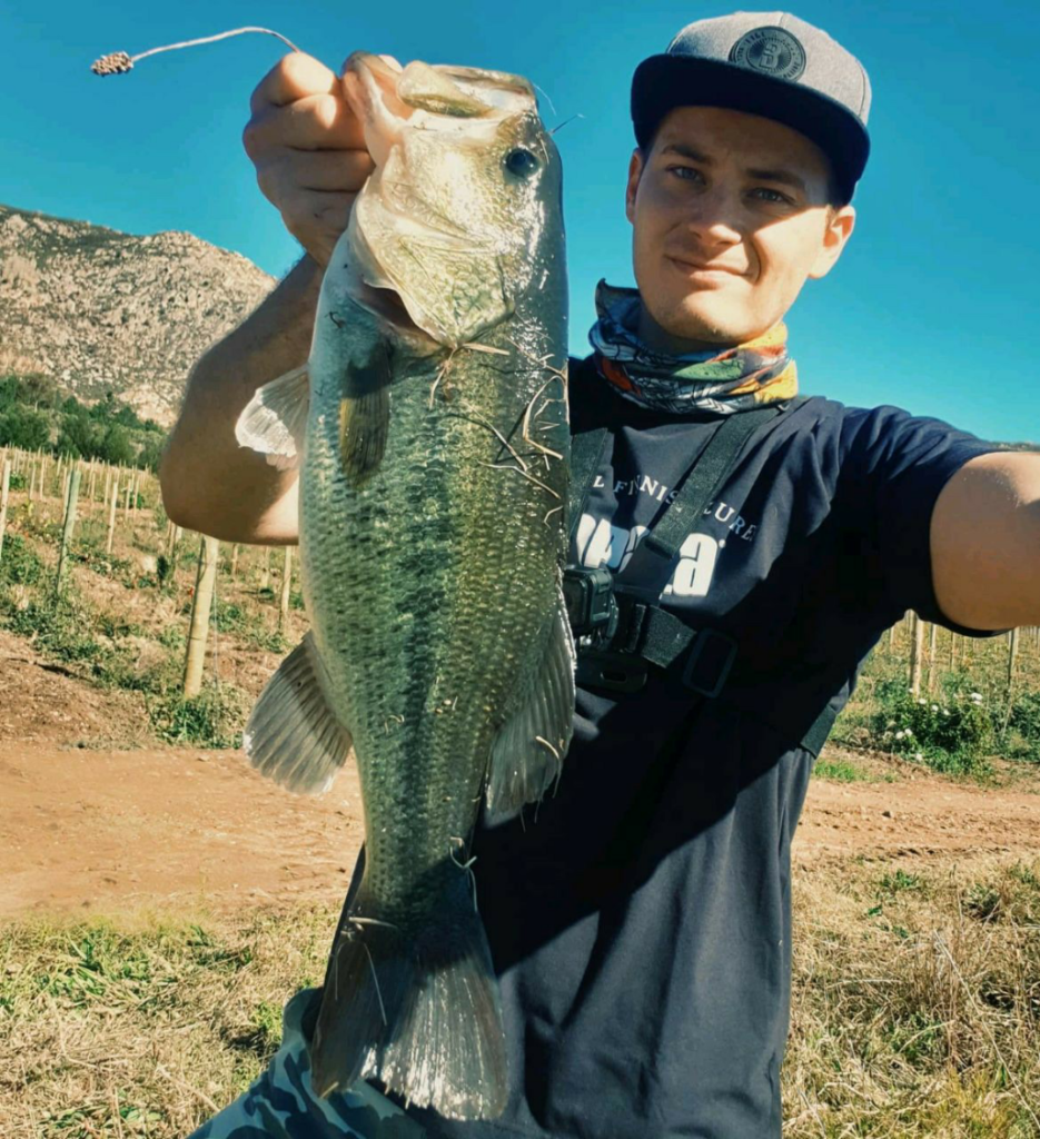 1590909396562 Proper size LMB on the ol’ wacky Senko